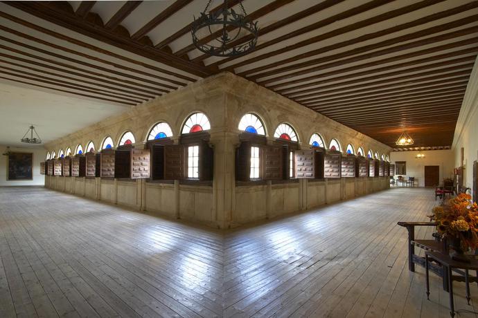 Imagen general del Hotel Real Monasterio San Zoilo. Foto 8