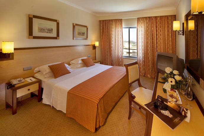 Imagen de la habitación del Hotel Real Oeiras. Foto 6