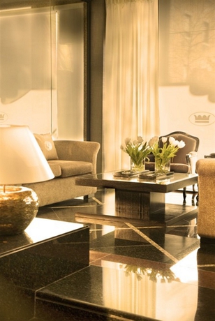 Imagen de los interiores del Hotel Real Parque. Foto 13