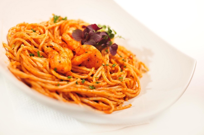 Imagen del bar/restaurante del Hotel Real Parque. Foto 10