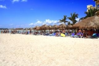 Imagen de los exteriores del Hotel Real Playa del Carmen Hotel & Beach Club. Foto 3