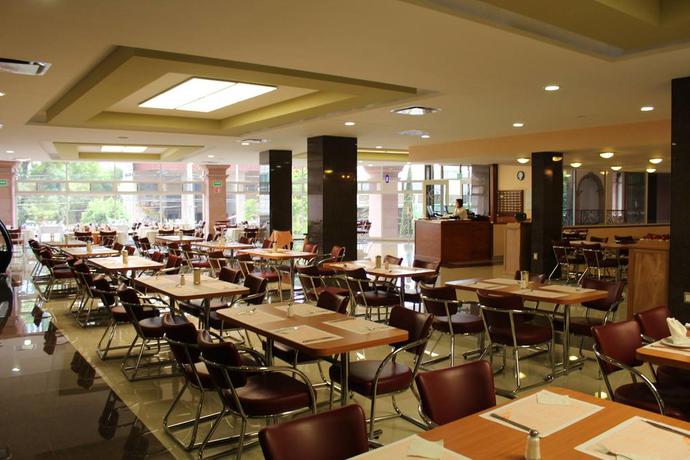 Imagen del bar/restaurante del Hotel Real Plaza Aguascalientes. Foto 4