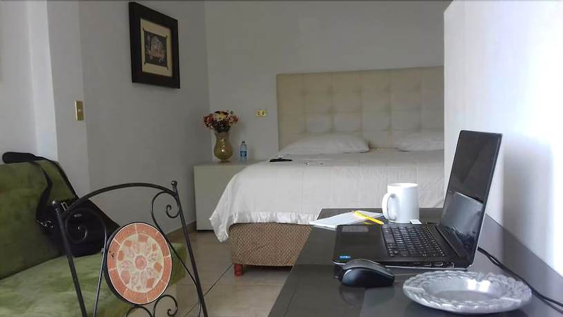 Imagen de la habitación del Hotel Real San Luis. Foto 3