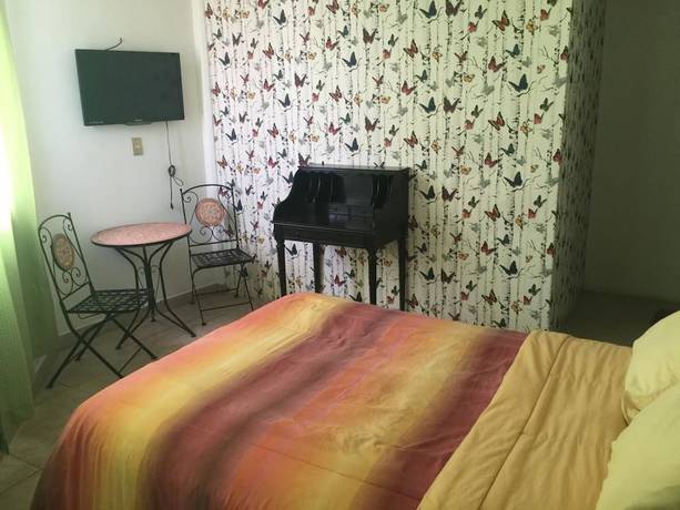 Imagen de la habitación del Hotel Real San Luis. Foto 7