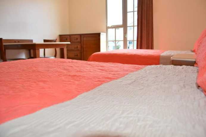 Imagen de la habitación del Hotel Real Santa Fe. Foto 6