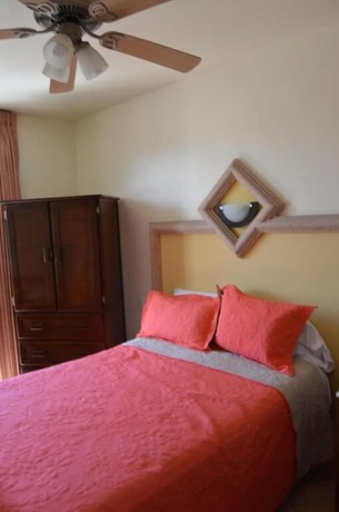 Imagen de la habitación del Hotel Real Santa Fe. Foto 7