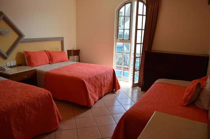 Imagen de la habitación del Hotel Real Santa Fe. Foto 15