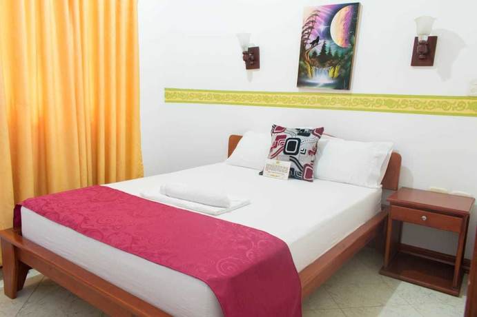 Imagen de la habitación del Hotel Real Santa Ines. Foto 2