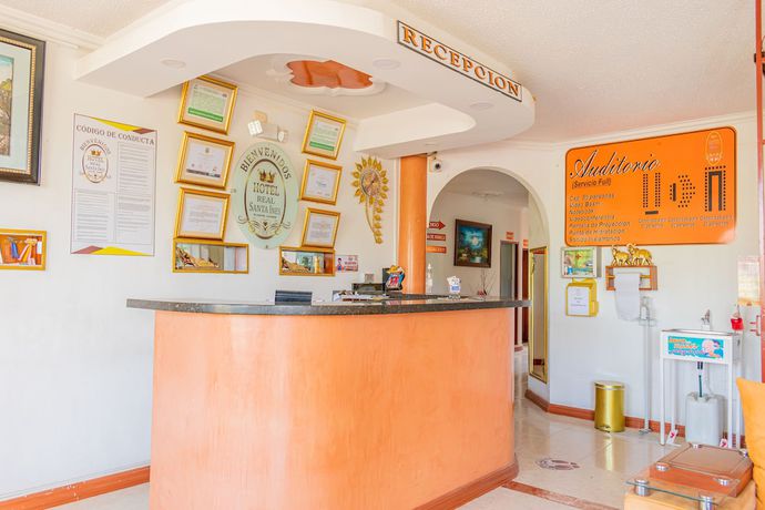 Imagen de los interiores del Hotel Real Santa Ines. Foto 16