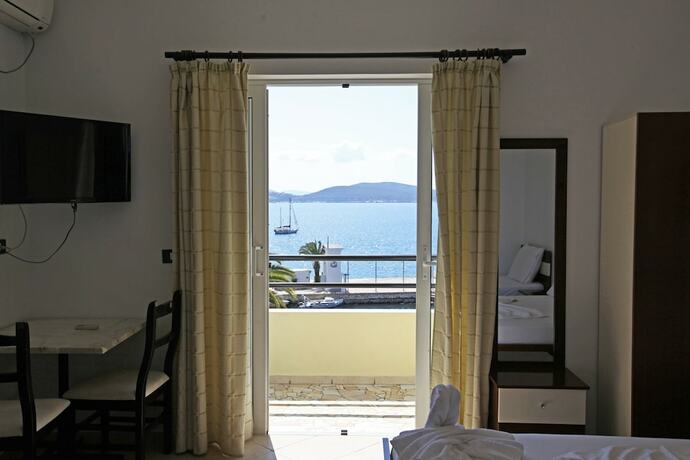 Imagen general del Hotel Real, Sarande. Foto 8