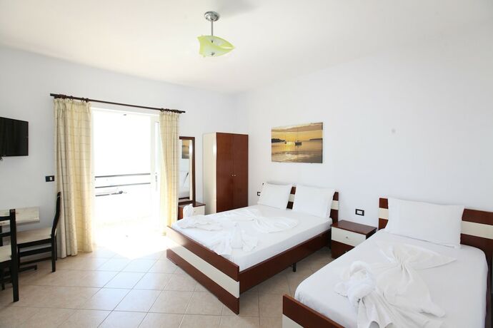 Imagen general del Hotel Real, Sarande. Foto 15