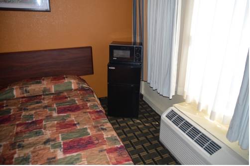 Imagen de la habitación del Hotel Real Value Inn. Foto 5