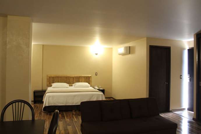 Imagen de la habitación del Hotel Real de Guadalupe. Foto 8