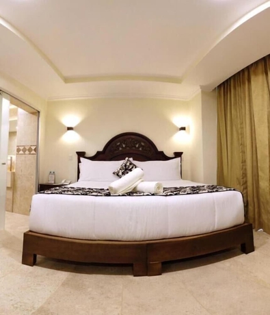 Imagen general del Hotel Real de la Peña Ezequiel Montes. Foto 1