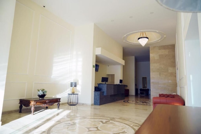 Imagen de los interiores del Hotel Real de la Pe&ntilde;a Ezequiel Montes. Foto 10