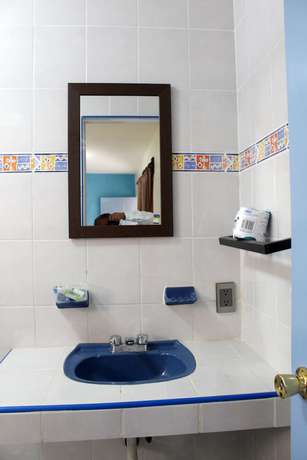 Imagen de la habitación del Hotel Real del Mar. Foto 8