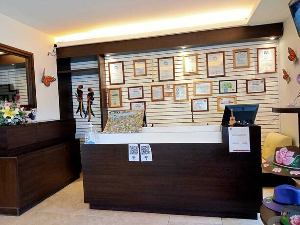 Imagen general del Hotel Real del Oro. Foto 9