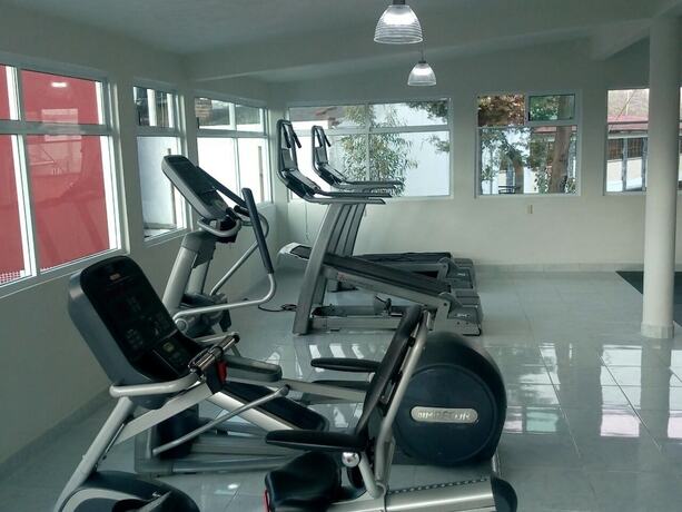 Imagen general del Hotel Real del Oro. Foto 11