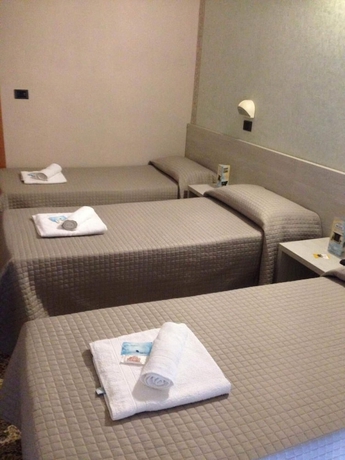 Imagen de la habitación del Hotel Reale, Costa de Rimini. Foto 12