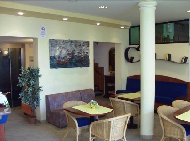 Imagen del bar/restaurante del Hotel Reale, Costa de Rimini. Foto 2