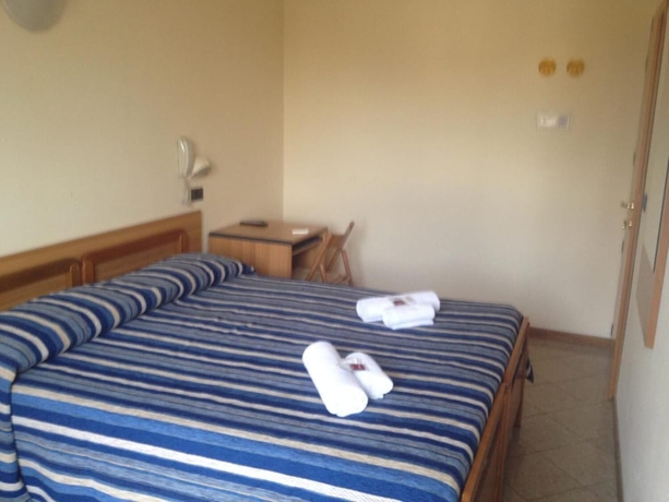 Imagen de la habitación del Hotel Reale. Foto 15