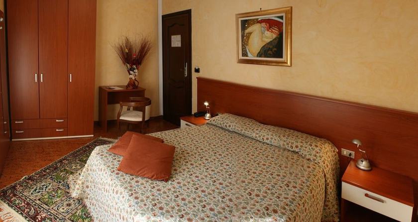 Imagen de la habitación del Hotel Reale Ristorante. Foto 10
