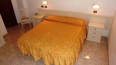 Imagen de la habitación del Hotel Reali. Foto 3