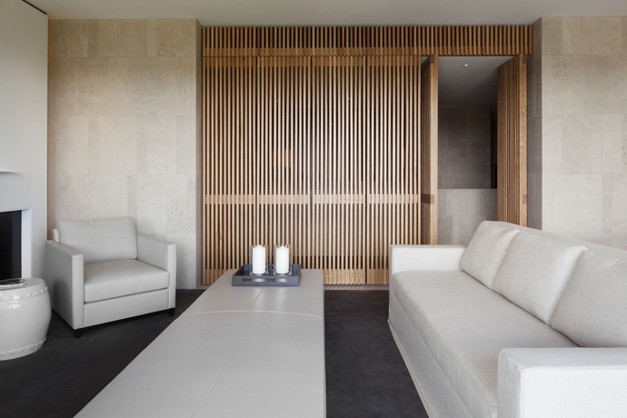 Imagen de la habitación del Hotel Realm. Foto 8