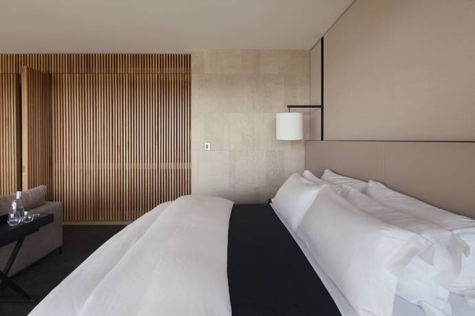 Imagen de la habitación del Hotel Realm. Foto 12