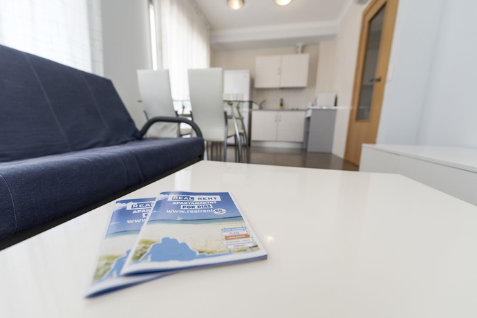 Imagen de los interiores del Hotel Realrent Peñon Beach. Foto 12