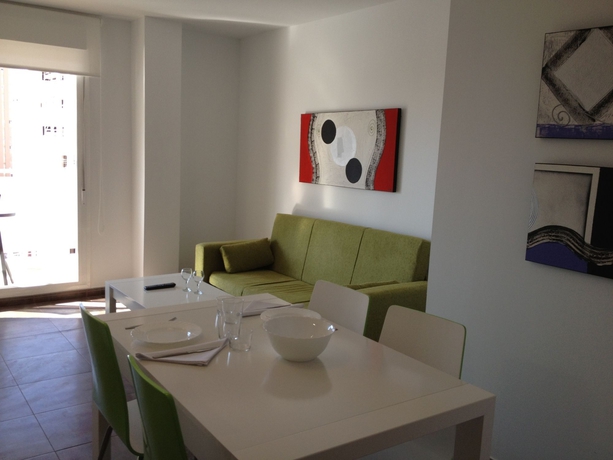 Imagen de los interiores del Hotel Realrent Pobla Marina. Foto 11