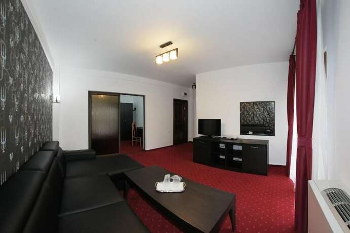 Imagen general del Hotel Rebis International. Foto 4