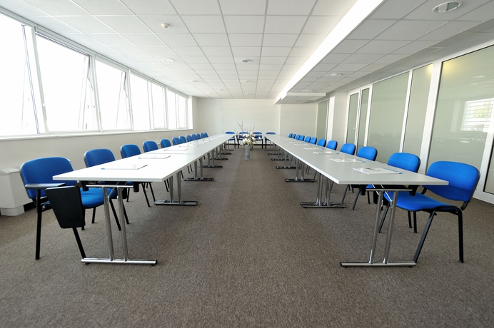 Imagen de los interiores del Hotel Rebro. Foto 15