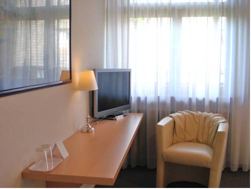 Imagen de la habitación del Hotel Rebstock, Gengenbach. Foto 5