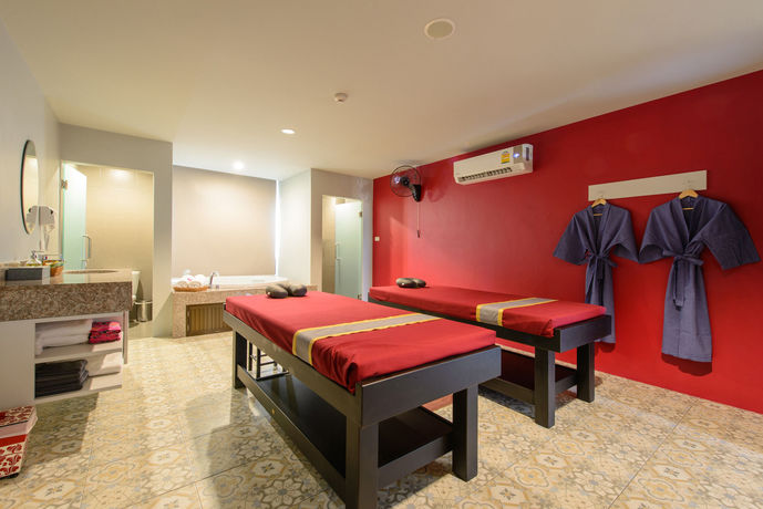 Imagen de los interiores del Hotel Recenta Suite Phuket Suanluang. Foto 5