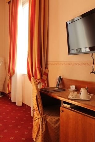 Imagen de la habitación del Hotel Rechigi Park. Foto 7