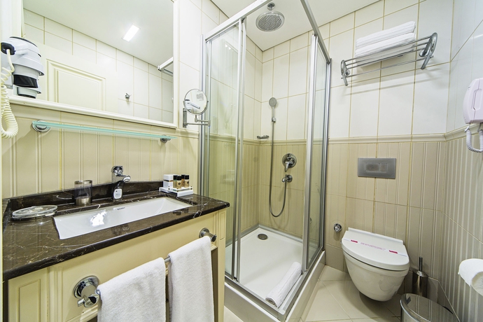 Imagen de la habitación del Hotel Recital. Foto 4