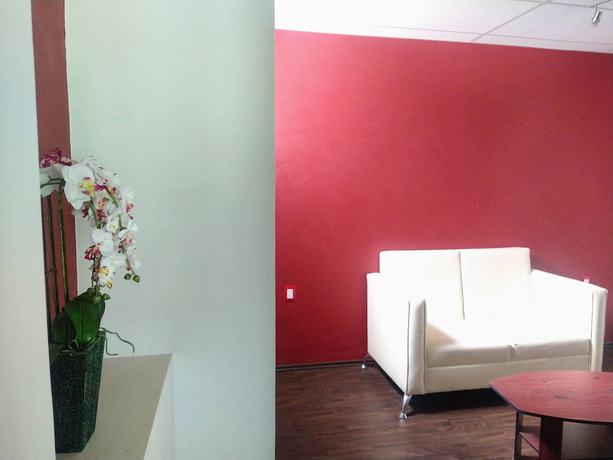 Imagen de la habitación del Hotel Reco Inn. Foto 4