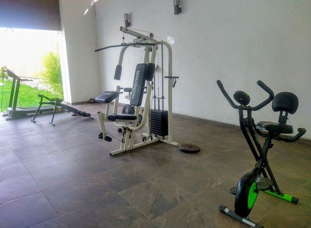 Imagen de los interiores del Hotel Reco Inn. Foto 20