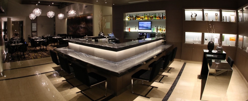 Imagen del bar/restaurante del Hotel Recoleta Grand. Foto 3