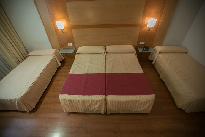 Imagen de la habitación del Hotel Reconquista, Alcoy. Foto 9