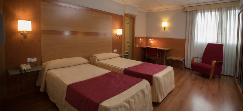 Imagen de la habitación del Hotel Reconquista, Alcoy. Foto 10