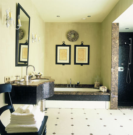 Imagen de la habitación del Hotel Recour. Foto 2