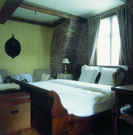 Imagen de la habitación del Hotel Recour. Foto 6