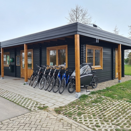 Imagen de los interiores del Hotel Recreatiepark De Wielen. Foto 18
