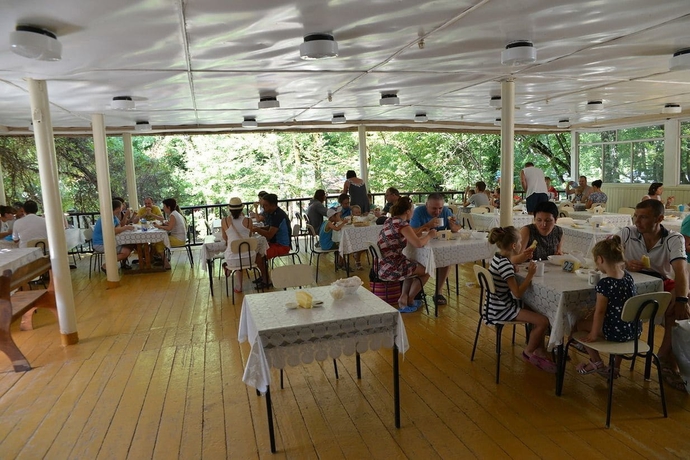 Imagen general del Hotel Recreation Center Viktoria. Foto 3