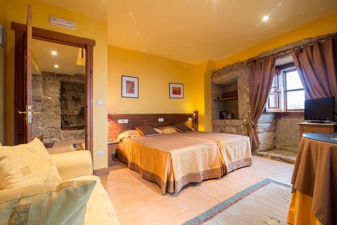 Imagen de la habitación del Hotel Rectoral De Fofe. Foto 13