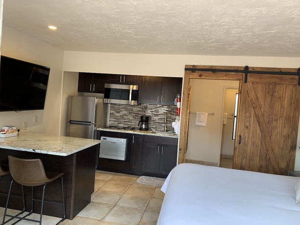 Imagen de la habitación del Hotel Red Agave Resort. Foto 9