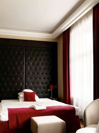 Imagen de la habitación del Hotel Red Baron. Foto 15