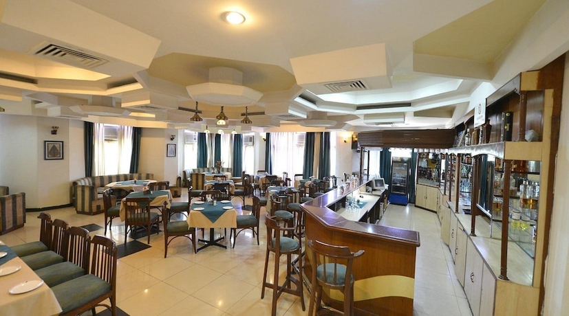 Imagen del bar/restaurante del Hotel Red Bishop Tourist Complex. Foto 3